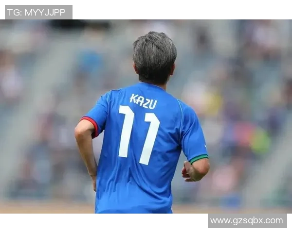 韩国足球明星安的传奇旅程与他对足球的热爱与奉献 韩国足球明星安的传奇旅程与他对足球的热爱与奉献